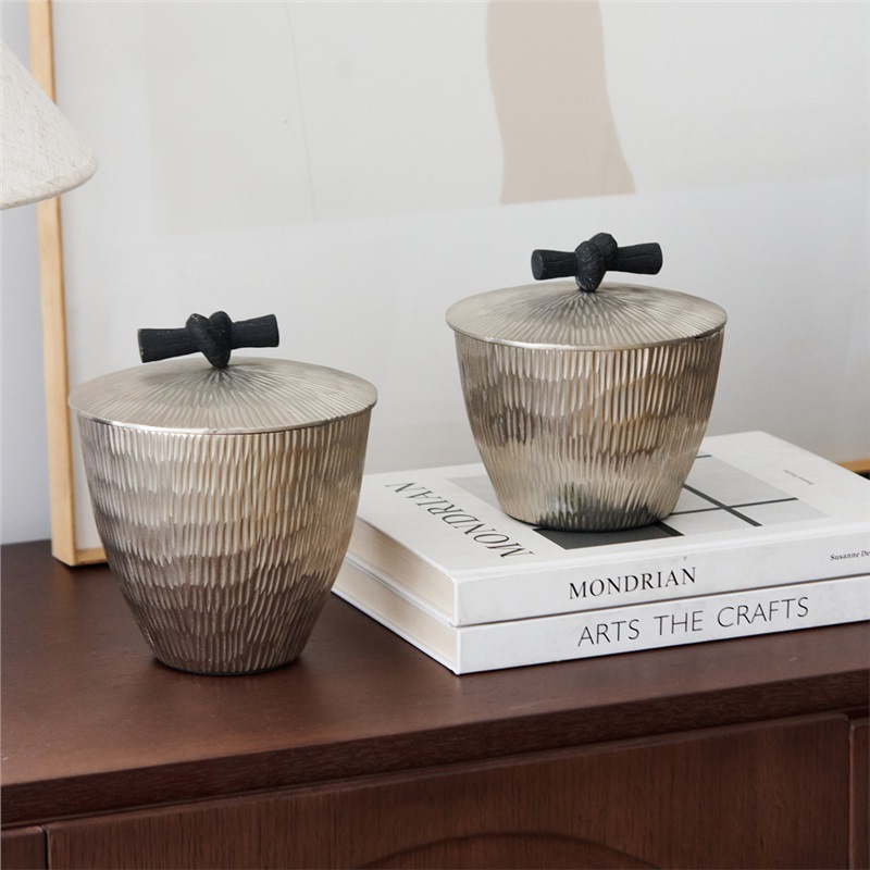 Decor Lighting India - Indyjski słoik do przechowywania z teksturą