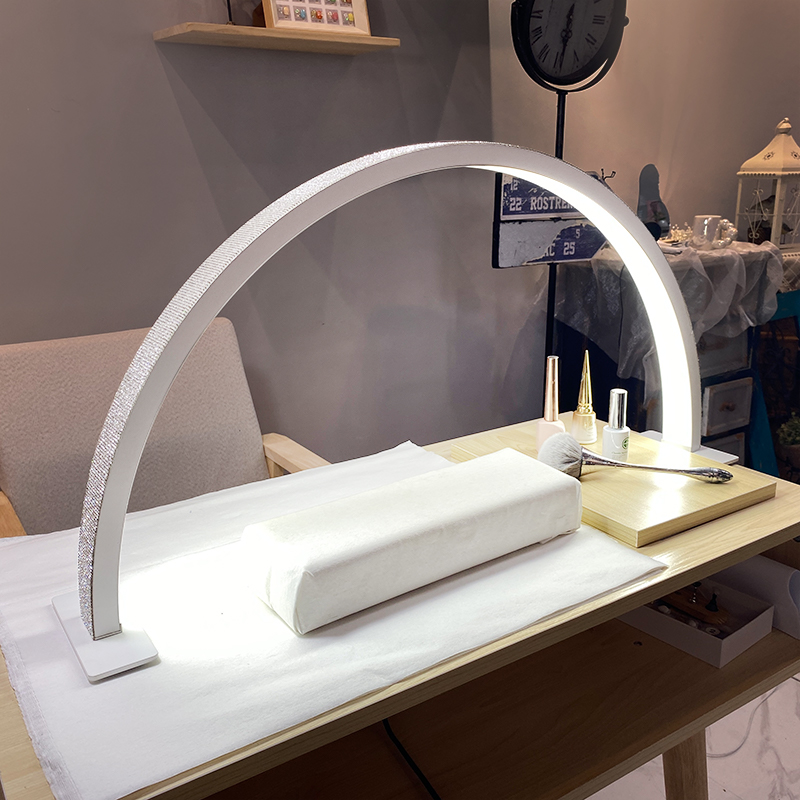 Lampa LED do paznokci w kształ – Led Moon Lamp recenzja i cena