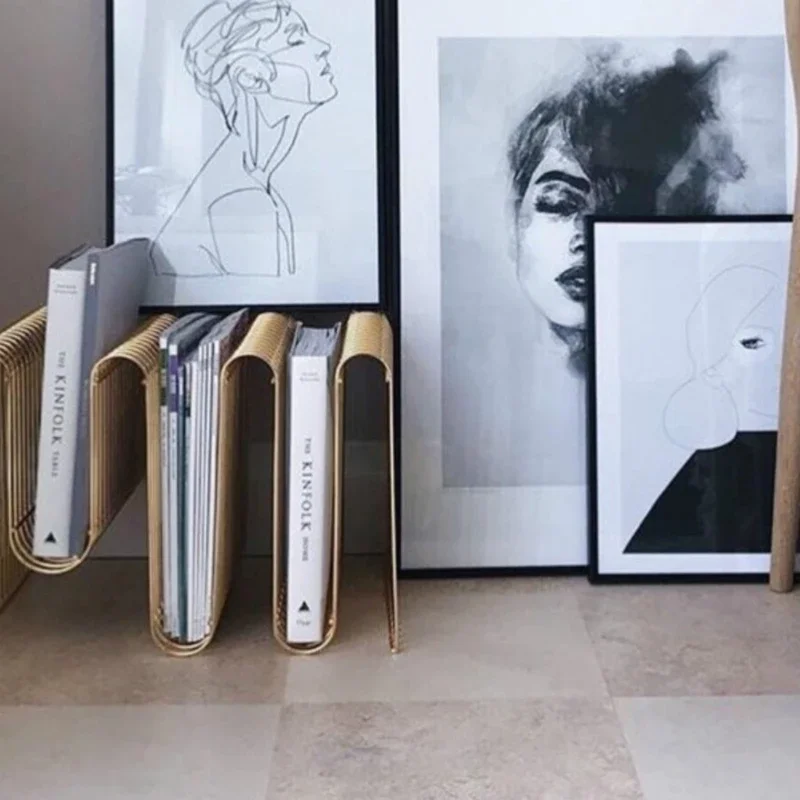Proste regały na gazety i czas – Lighting And Decor Magazine recenzja i cena
