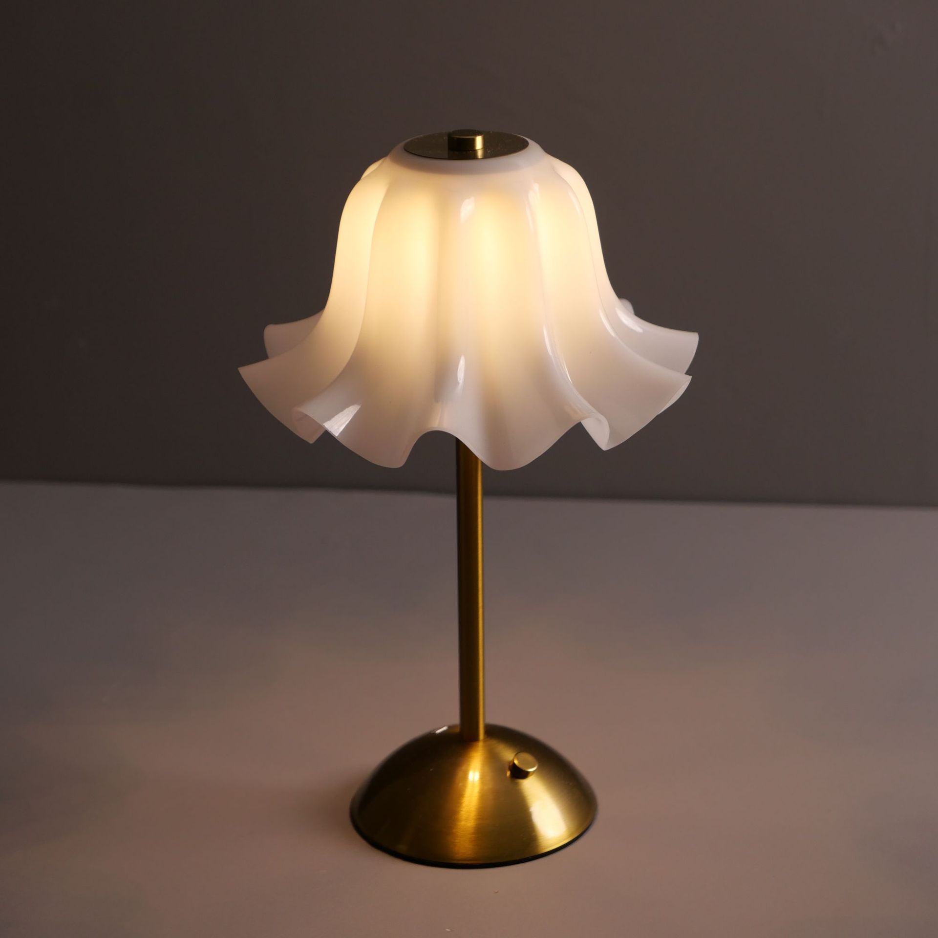 Nowoczesna lampa stołowa LED,  – Bedroom Lighting Decor Ideas recenzja i cena